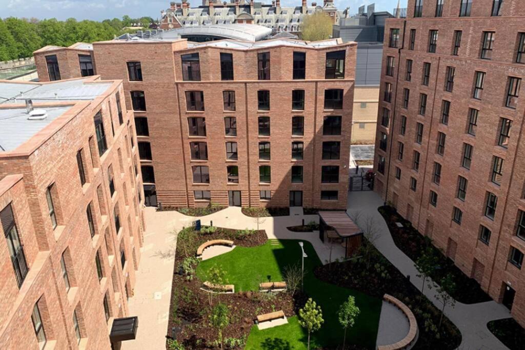 Luxury One Bedroom Apartment Within The City Walls ยอร์ค ภายนอก รูปภาพ